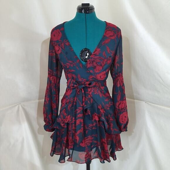 Saints + Secrets V-Neck Navy Front Tie Dress with‎ Red Floral Design - Size XS - Picture 3 of 10